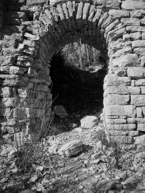 Abbaye en ruines du Lantouy